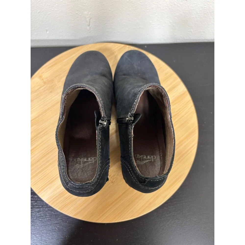 Dansko Susan Wedge Booties 38 US 7.5-8 Black Nubuck Leather Side Zip Ankle Boots